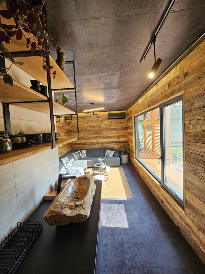 Meszes Apartman Kalocsa Bagian luar foto