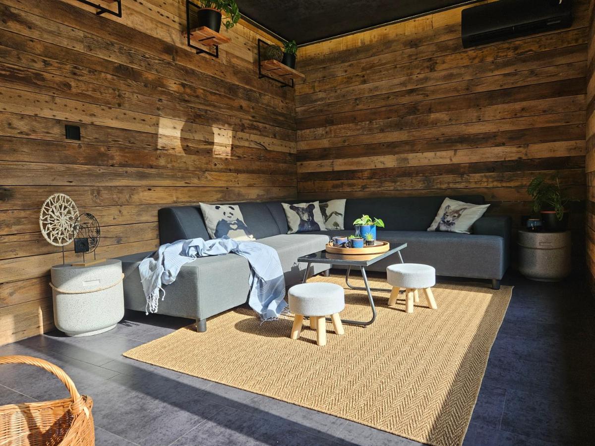 Meszes Apartman Kalocsa Bagian luar foto