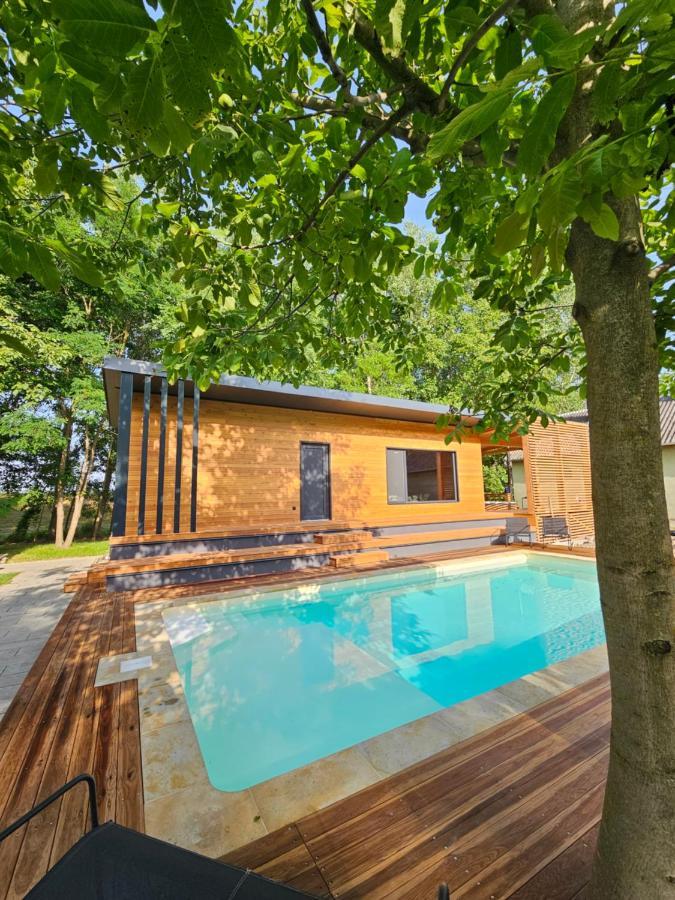 Meszes Apartman Kalocsa Bagian luar foto